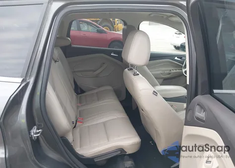 2017 Ford Escape Titanium из США, поврежденный, VIN 1FMCU0J9XHUC80850